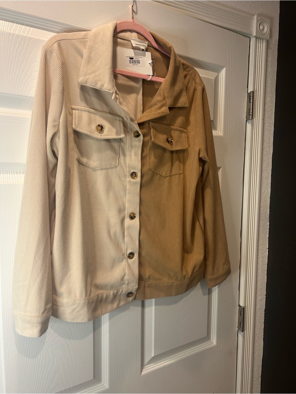 ANDREE BY UNIT Two-Tone Corduroy Utility Jacket in Beige and Tan